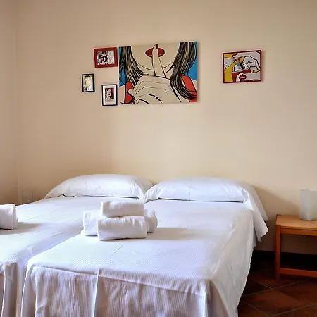 With Pool Ai Pignoi 1st Floor * Garda (Verona)